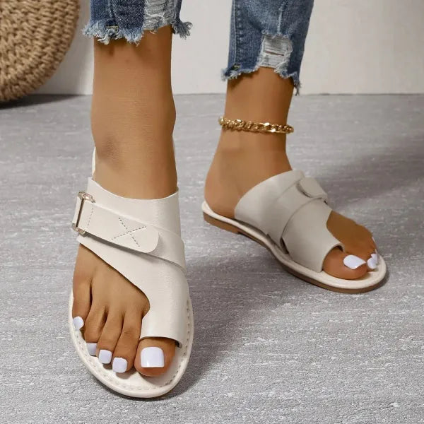Lina | Buckle Detail Flat Sandals